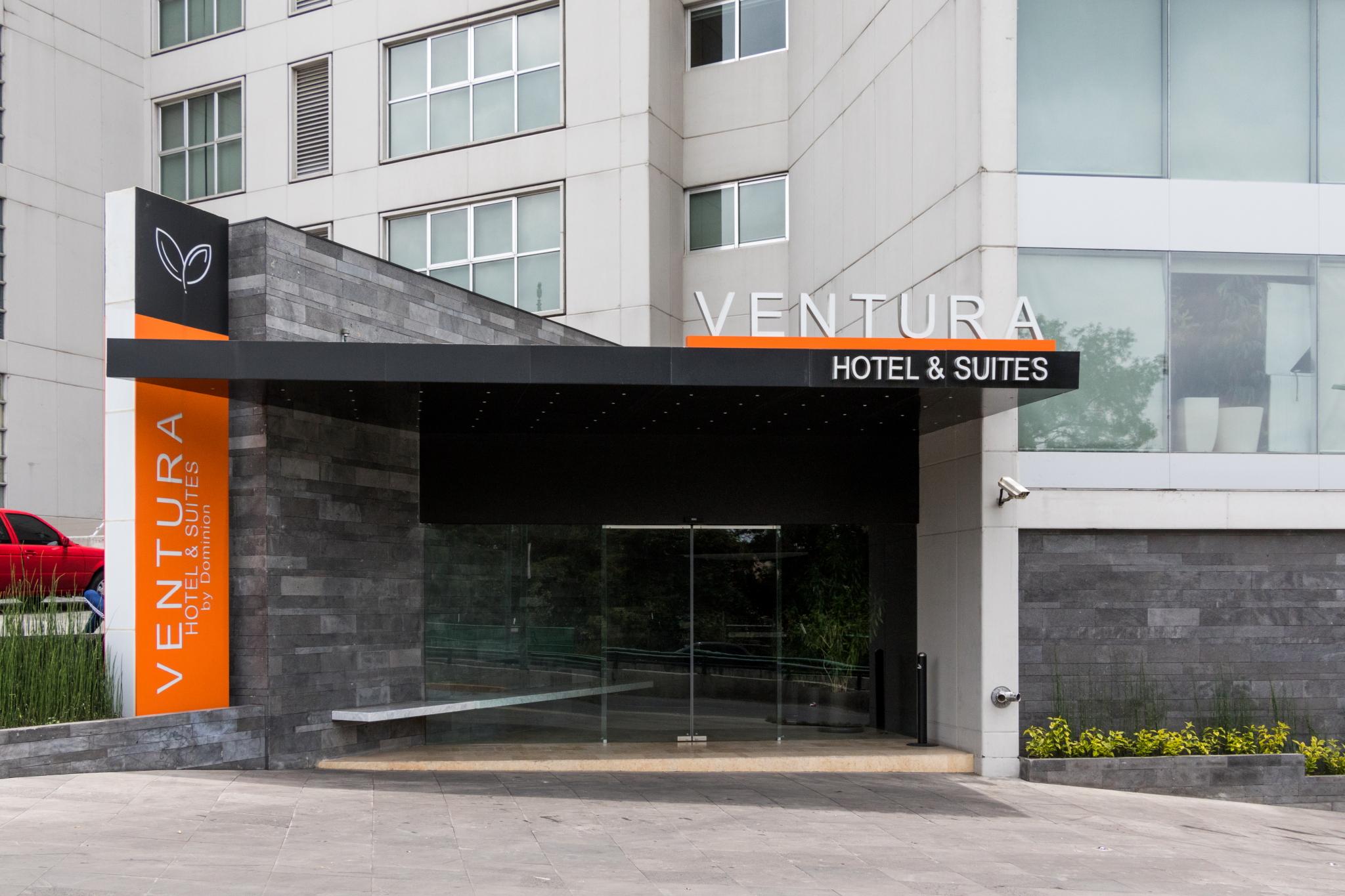 Ventura Hotel & Suites Interlomas Kota Meksiko Bagian luar foto